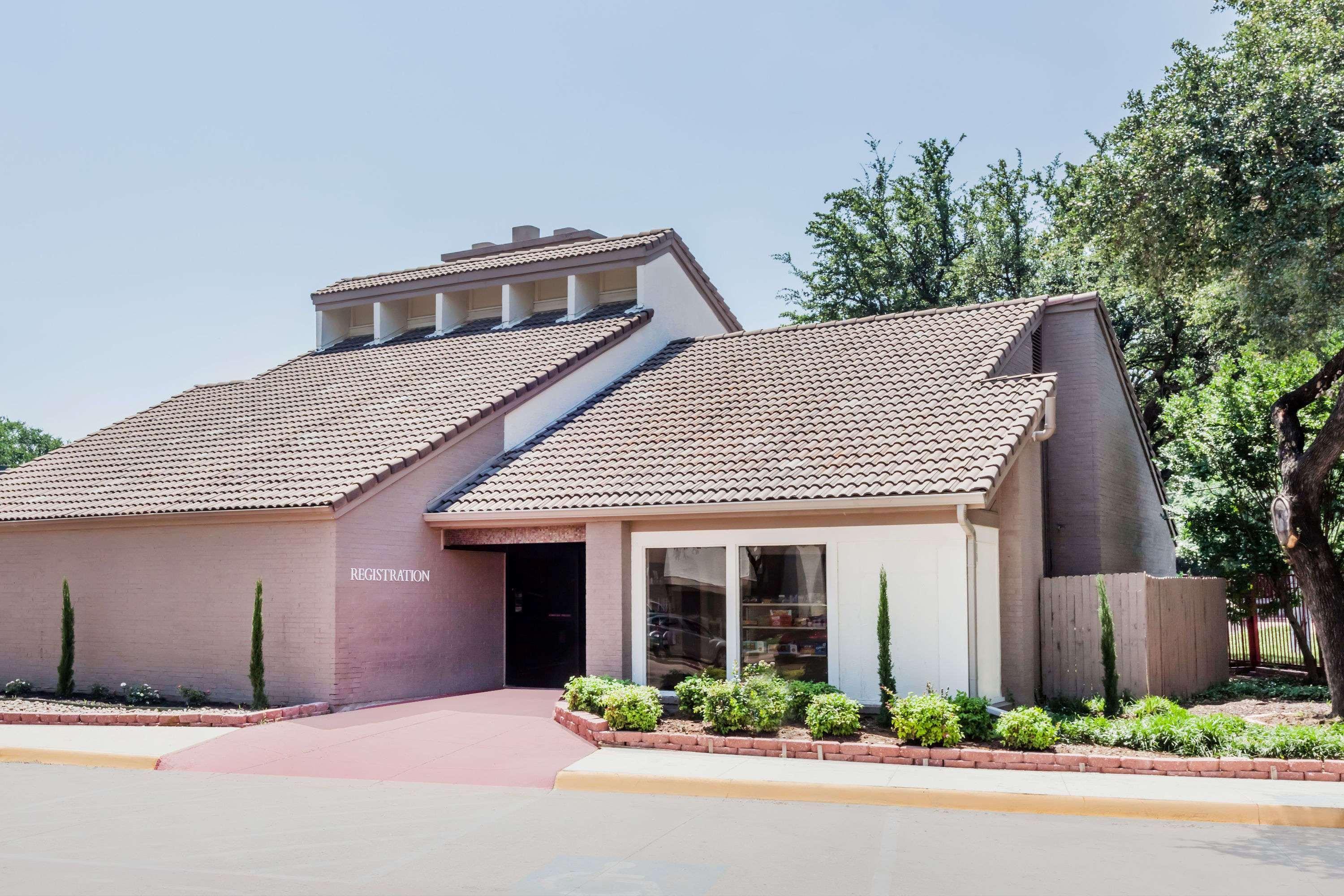 Hawthorn Suites Dallas Love Field Esterno foto